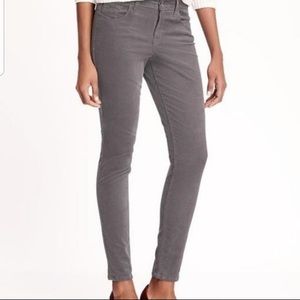 Old Navy Gray Corduroy “Jeans” 👖✨